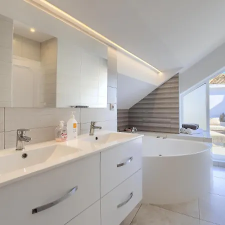 דירה Duplex 506 Miraflores, Fabulous Terraces & Views לה קאלה דה מיחאס
